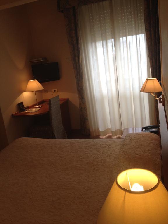 Hotel Cristallo ファーノ 部屋 写真