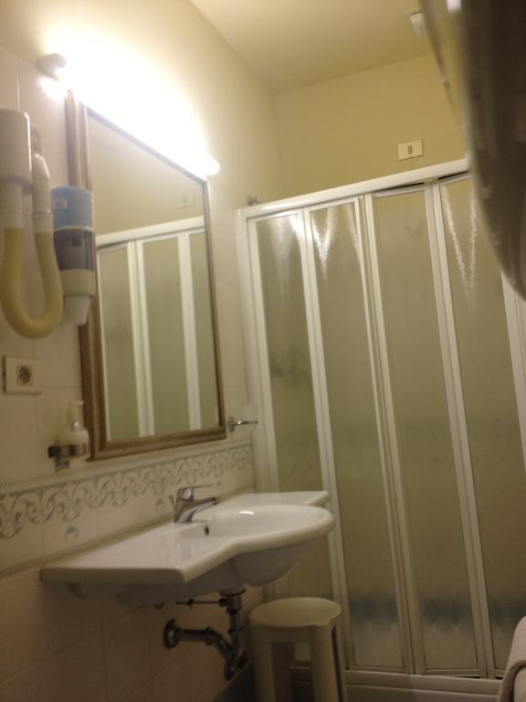 Hotel Cristallo ファーノ 部屋 写真